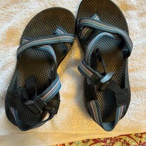 Vibram Black and Blue Women's Sandals